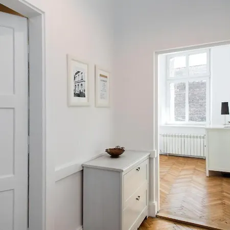 25 Old Town Краков